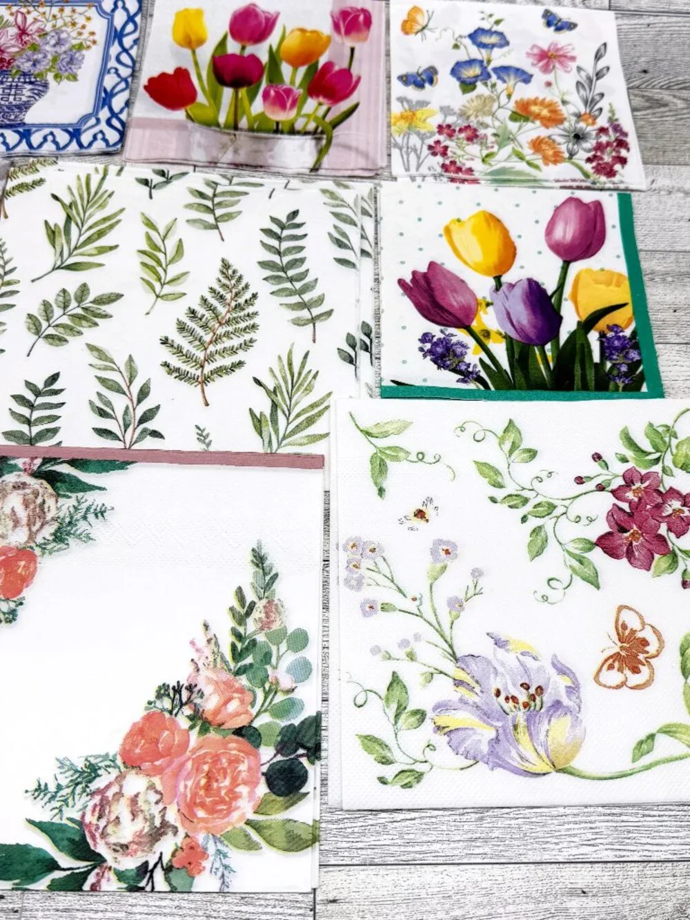 42 Napkins for Crafts/Decoupage - Flowers Theme - 21 Napkins (x2)